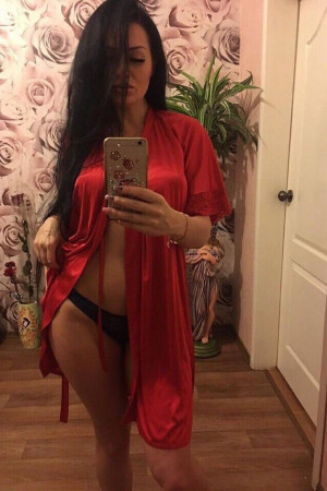 Полина